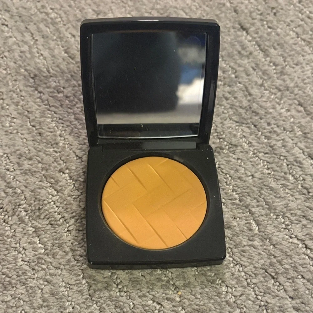Bobbi Brown Warm Tan Bronzer Compact peach